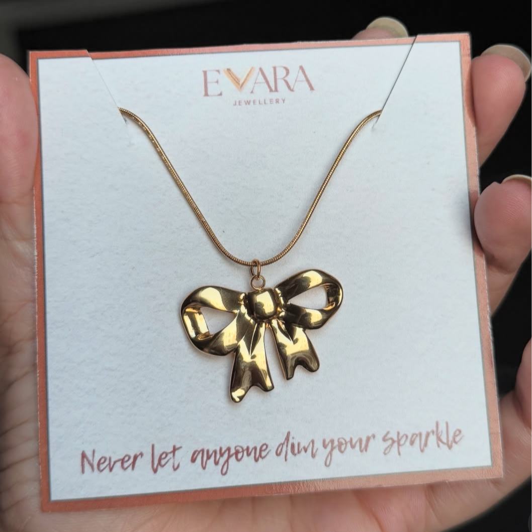 Golden Bow Necklace