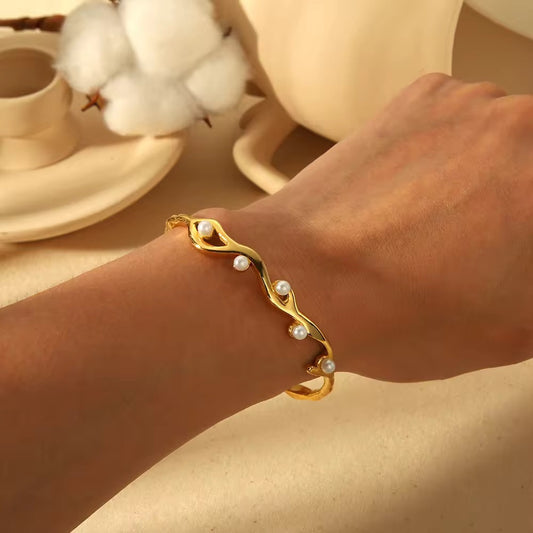 Pearl Bangle