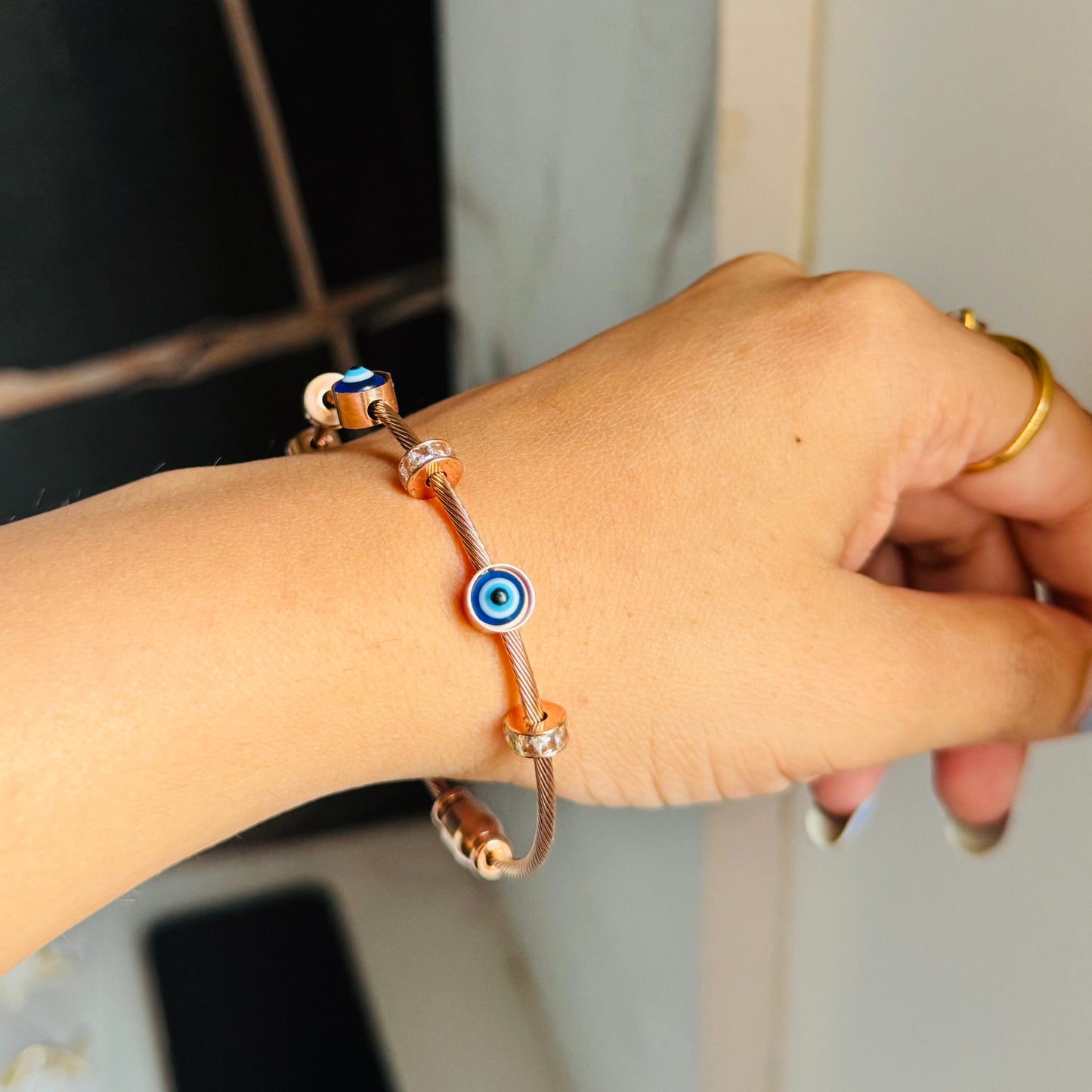Evil Eye Magnetic Clasp Bangle