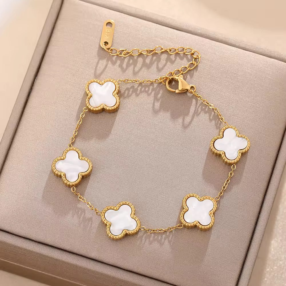 5 Clove Bracelet