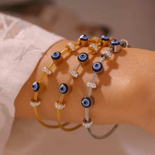Evil Eye Magnetic Clasp Bangle