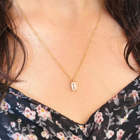 Tiny Zircon Necklace