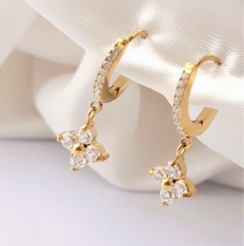 Tiny Phool Earrings