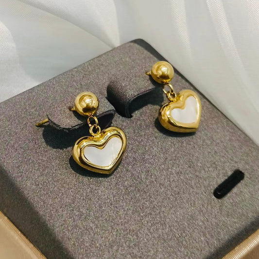 HoneyGlow Necklaces & Earrings