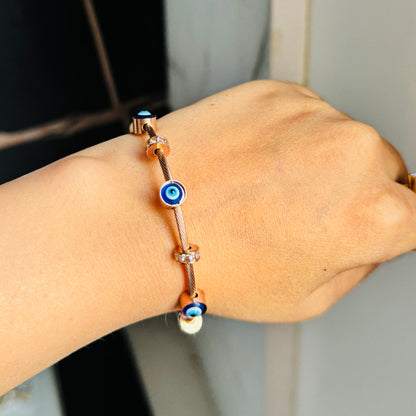 Evil Eye Magnetic Clasp Bangle