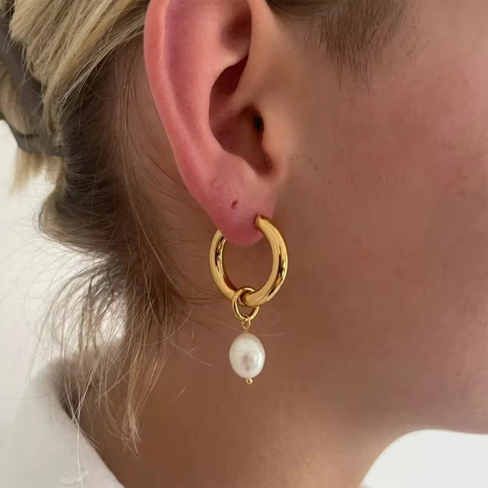 Twisted Shine Earrings