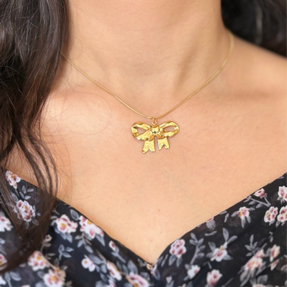 Golden Bow Necklace