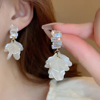 Petal Dusk Earrings